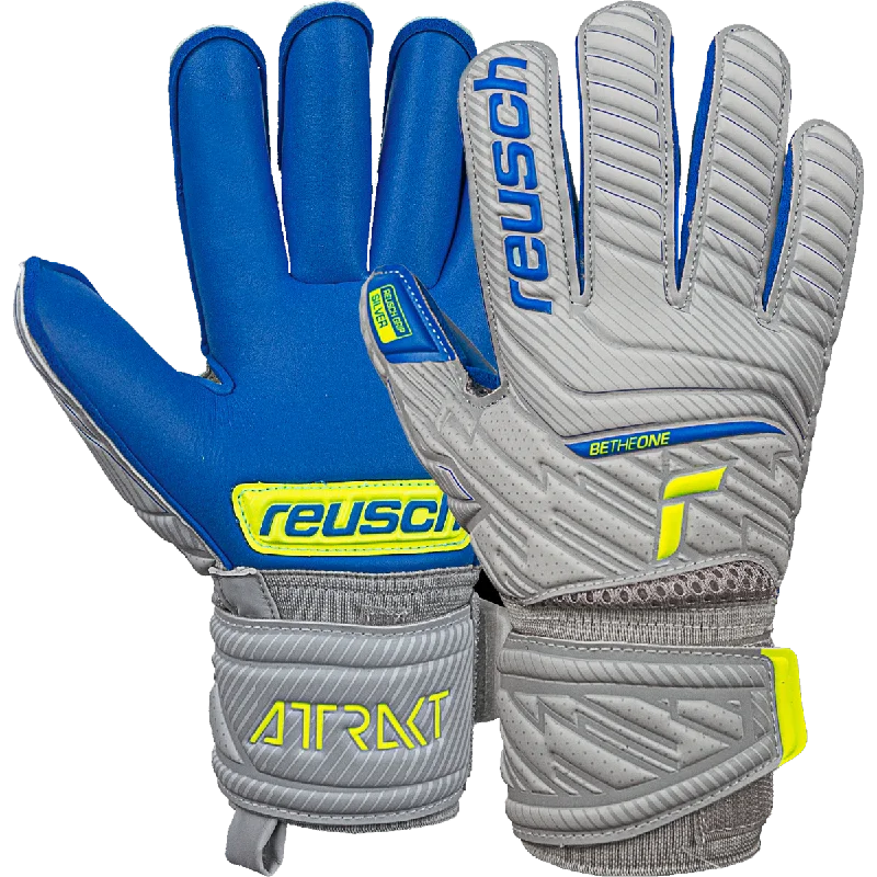 Youth Attrakt Silver 22 Glove